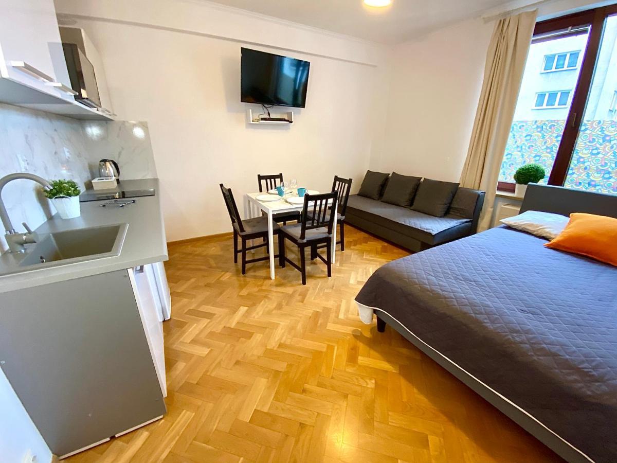 Center - Apartmenty Jana Pawla Ii Apartmán Varšava