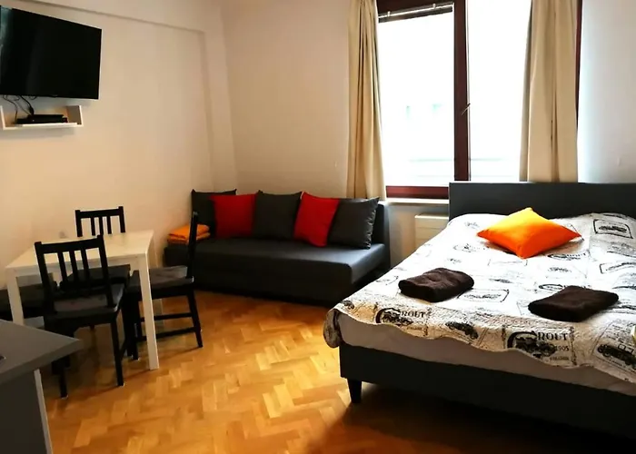Center Warsaw - Apartmenty Jana Pawla II